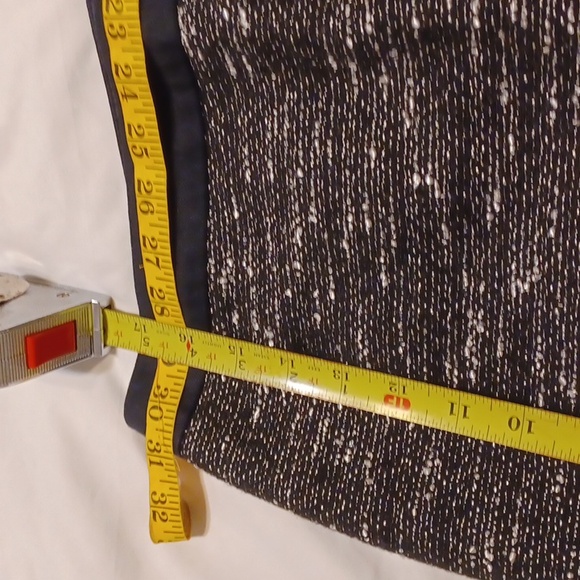 Banana Republic 6 petite skirt - Picture 4 of 5